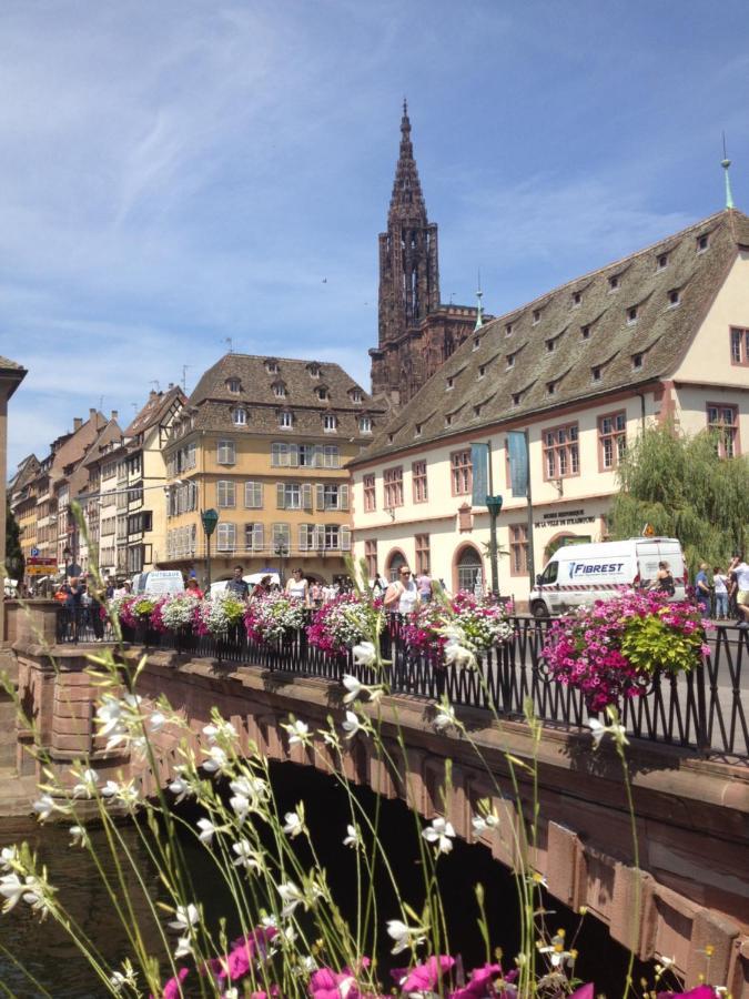 Le Faubourg - 3etoiles, Centre Ville, Calme, Spacieux * Straßburg